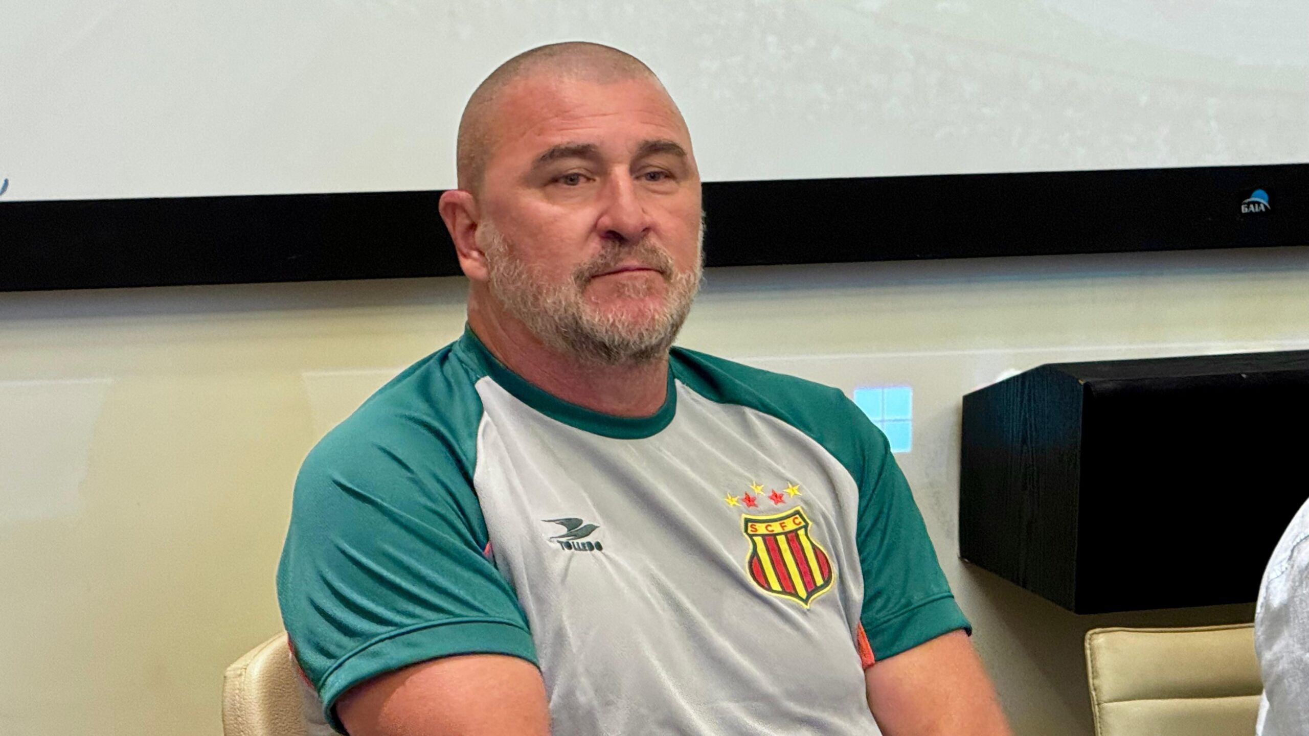 Luciano Quadros se diz feliz com elenco do Sampaio, mas avisa: “Grupo fechado é maior conversa fiada”