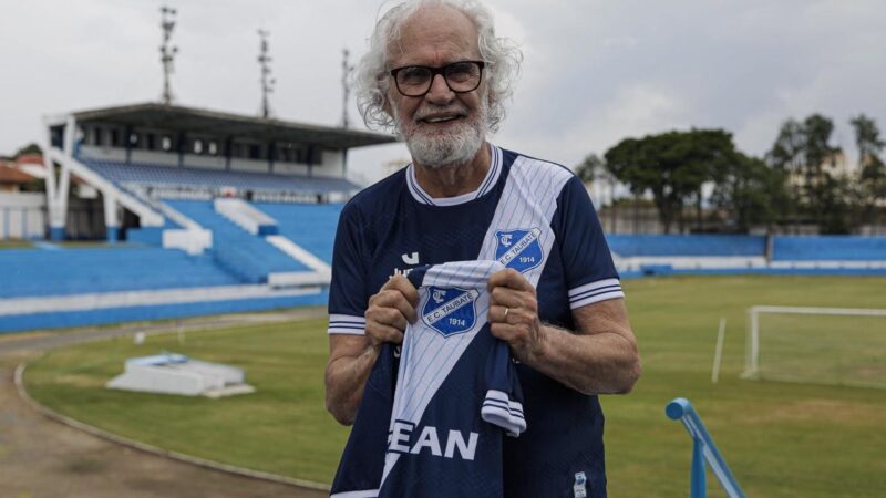 Taubaté apresenta uniforme em homenagem a Renato Teixeira para a disputa da Série A2