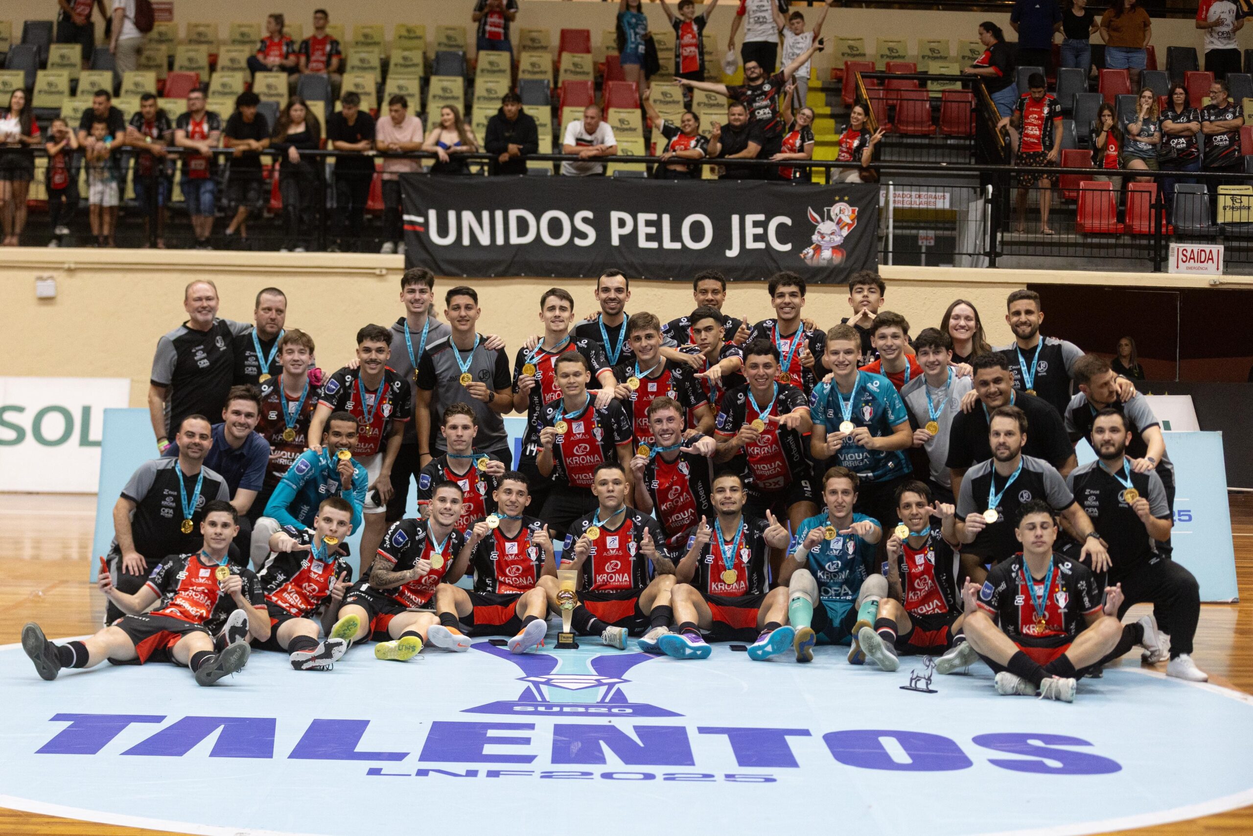 Joinville supera a vantagem do Jaraguá, vence no tempo extra e é campeão da Talentos LNF