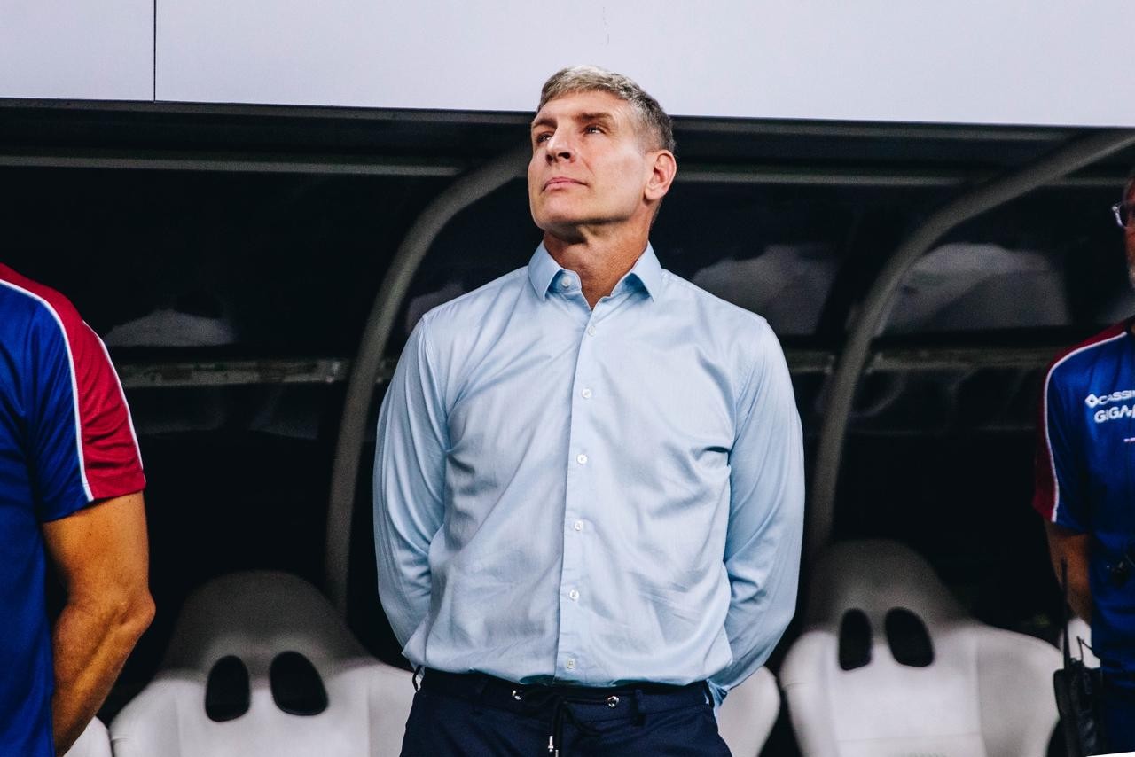 Martín Palermo deixa o Fortaleza após rebaixamento para a Série B