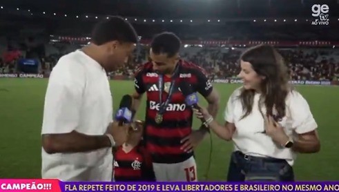 Filho de Danilo, do Flamengo, diz que é Fluminense durante entrevista; zagueiro brinca: “Corta, corta”