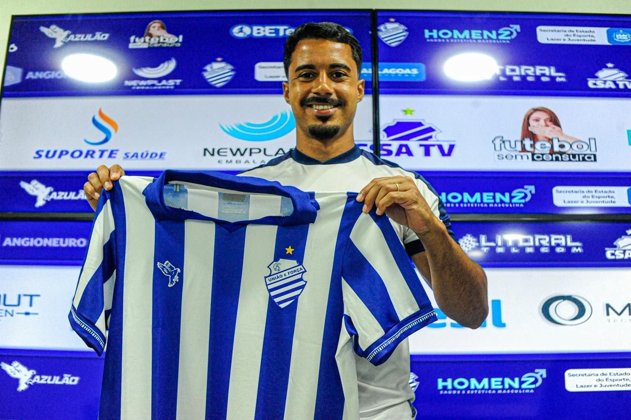 Qual a sua posição? Reforço do CSA, Bigode explica como gosta de atuar