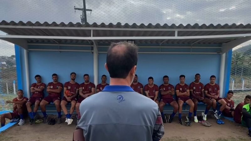 Vitória-PE inicia pré-temporada com treinador ex-Sport, artilheiro e “elenco centralino”