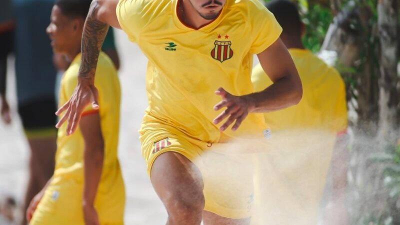 Aguardando reforços, Sampaio abre segunda semana de pré-temporada para 2026