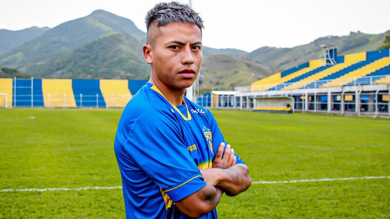 Sampaio Corrêa anuncia contratação do peruano Alexander Lecaros e reforços vindo do sub-20