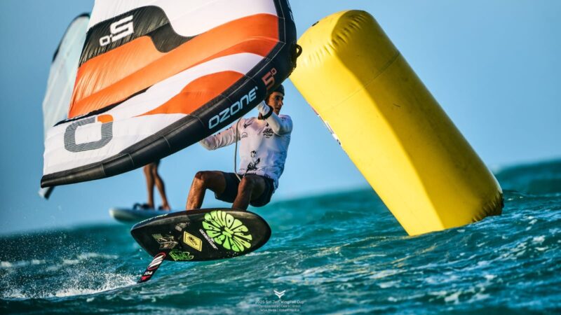 Atleta de 16 anos, de Búzios, é bicampeão brasileiro de Wingfoil no JeriWingfoil Cup