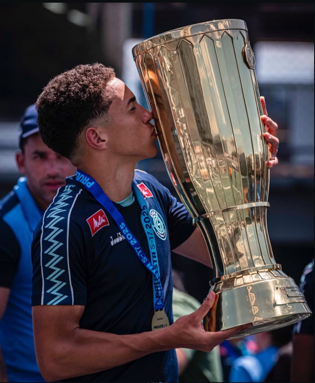 Do banco à artilharia do Paulista Sub-17: a volta por cima de Gustavo Góes no Sfera