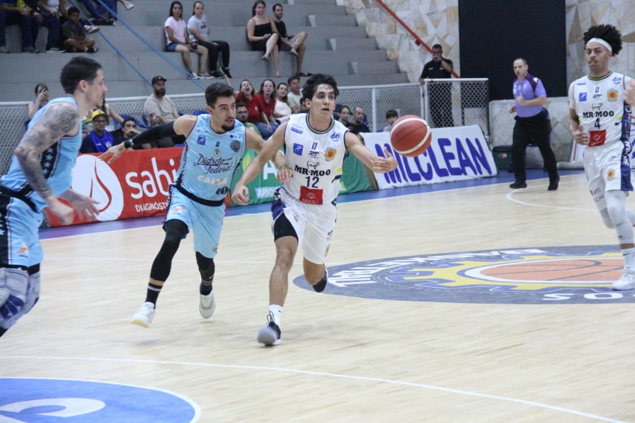 São José recebe Rio Claro e busca 2ª vitória seguida para continuar no G-8 do NBB