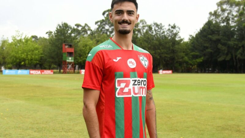 Portuguesa contrata atacante Matheus Cadorini, revelado por técnico Fábio Matias