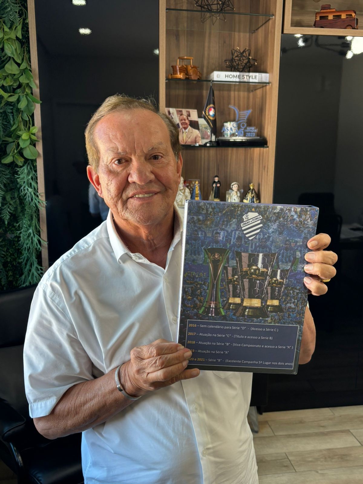 Robson Rodas diz que pedidos de Rafael Tenório são viáveis para o CSA e acordo está próximo