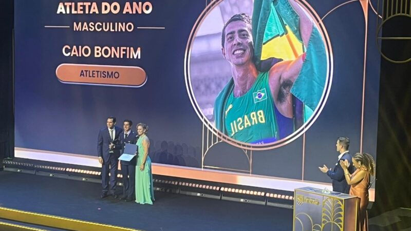 Caio Bonfim e Maria Clara Pacheco levam troféu de “Melhor Atleta do Ano” no Prêmio Brasil Olímpico