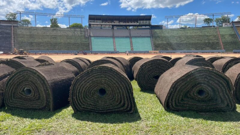 Grêmio Prudente inicia plantio do novo gramado no estádio Prudentão