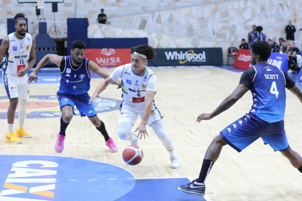 São José vence Rio Claro no Linneu de Moura e alcança a segunda vitória seguida no NBB