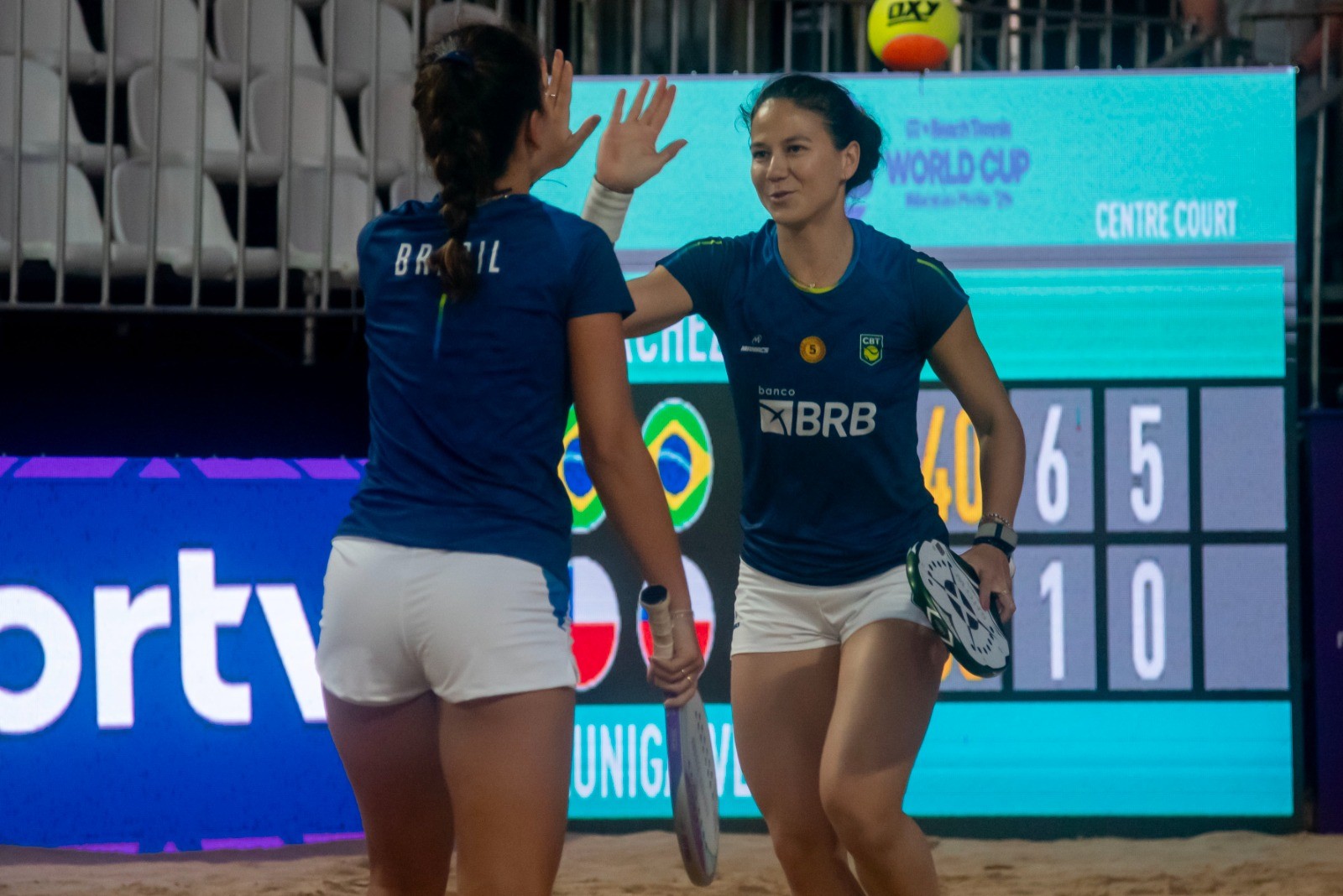 Com Brasil, Copa do Mundo de Beach Tennis define semifinais; veja duelos
