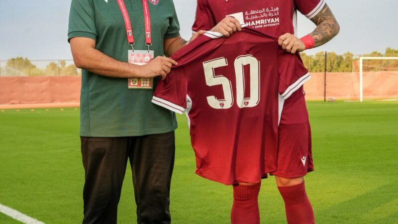 Nos Emirados Árabes, ex-Comercial chega a 50 jogos como profissional