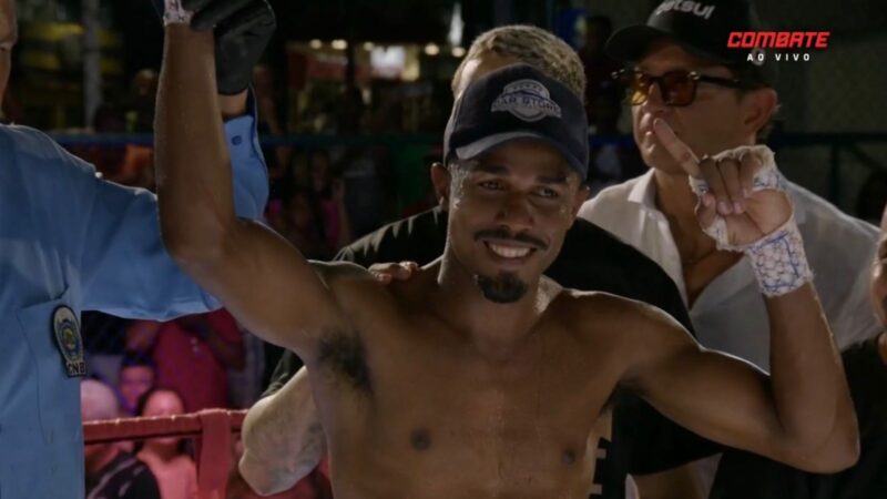 Paulo Henrique vence e conquista título brasileiro de boxe no FMS Fight Night