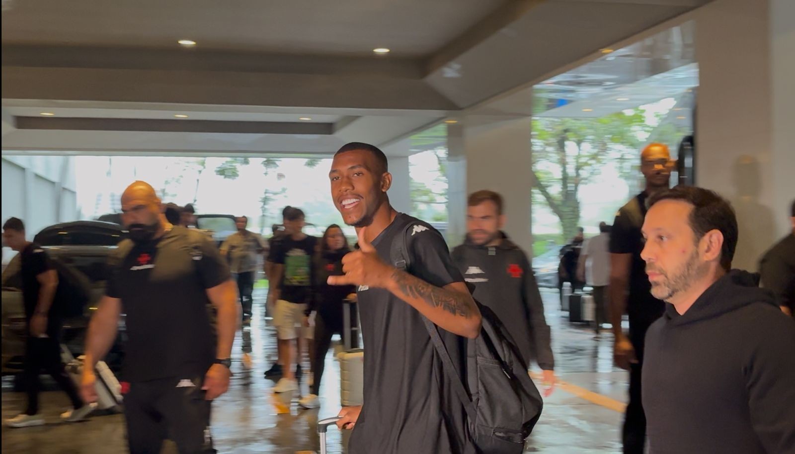 Vasco chega a São Paulo para enfrentar o Corinthians na final da Copa do Brasil