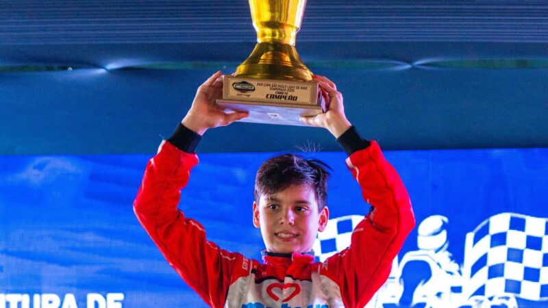 Matias Dominguez encerra temporada com bicampeonato paulista