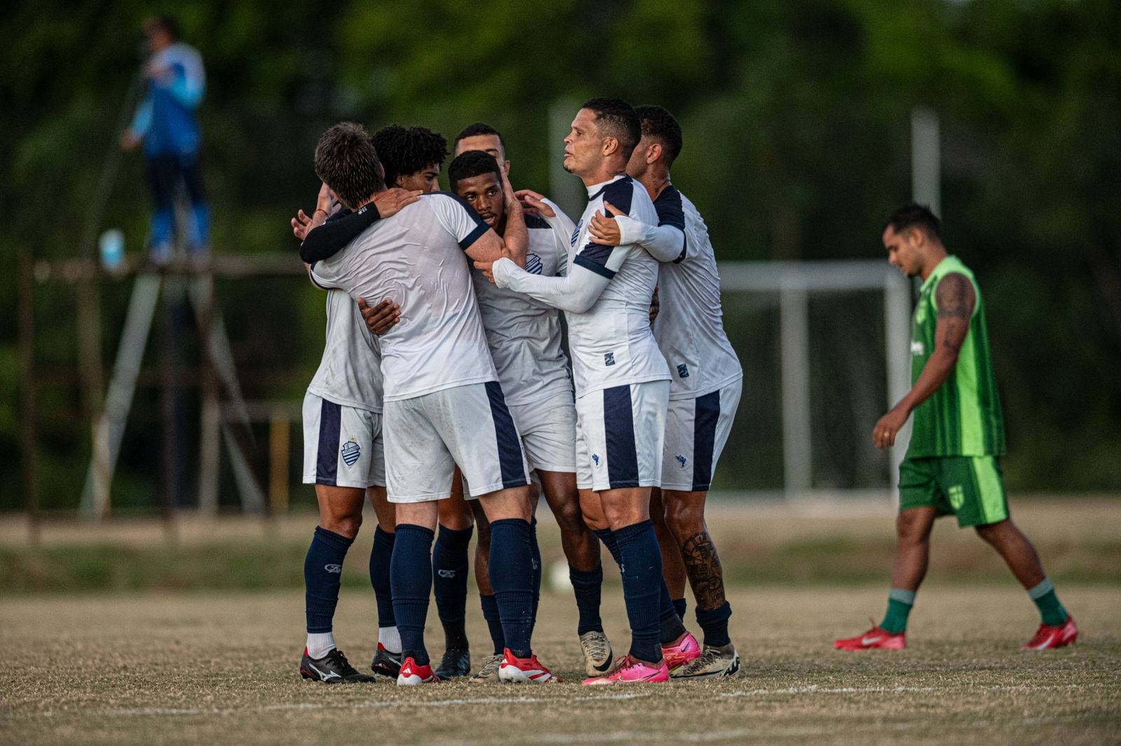 CSA disputa primeiro amistoso da pré-temporada nesta segunda à noite