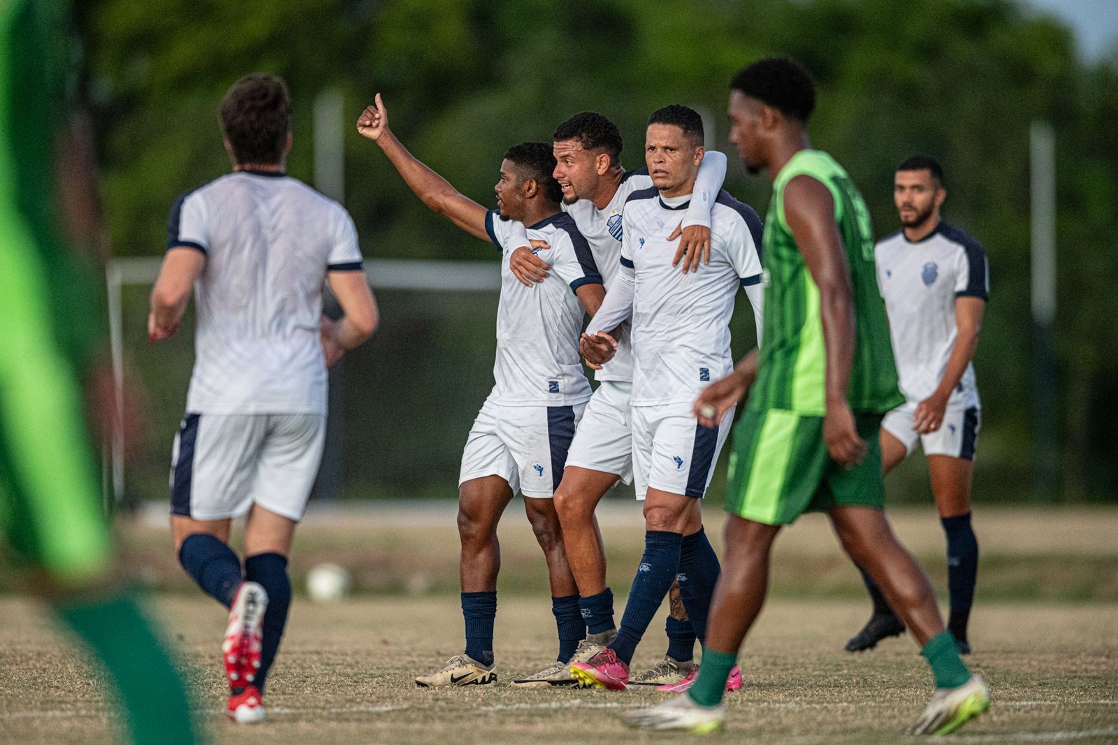 CSA vence Lagarto em jogo-treino no CT Gustavo Paiva