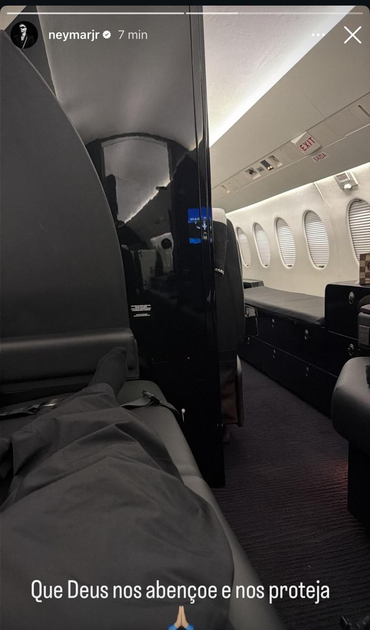 Neymar viaja a Belo Horizonte para operar o joelho esquerdo