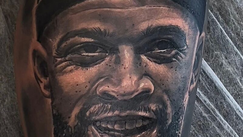 Corintiana tatua rosto de Memphis 9 meses antes de título e cumpre profecia: “Não hesitei, eu já sabia”