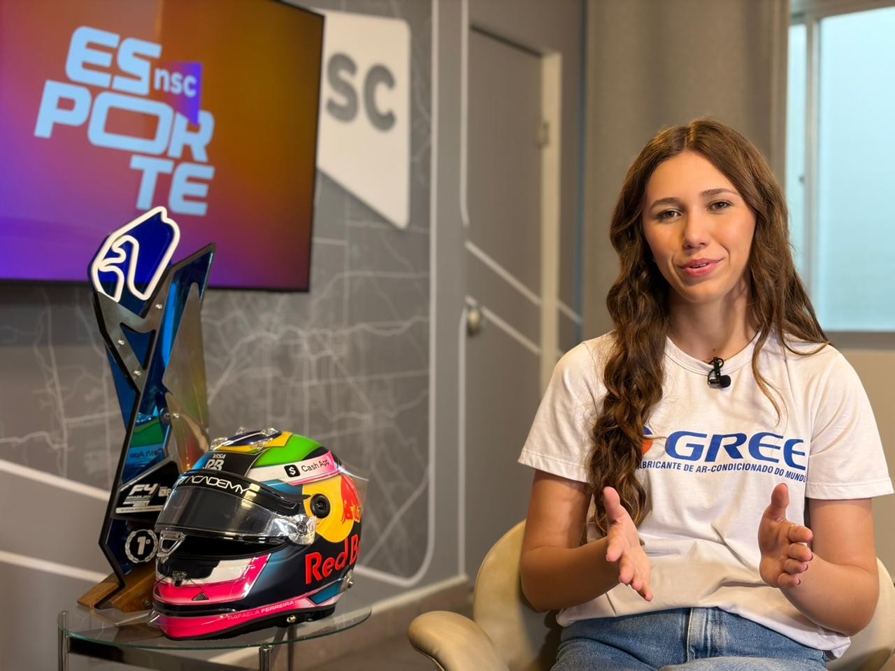Rafaela Ferreira fecha primeiro ano na F1 Academy e define metas para 2026: “Disputar até o fim”