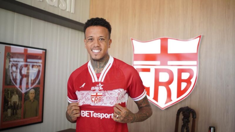 CRB inicia trabalho com bola e apresenta dois reforços no Ninho do Galo