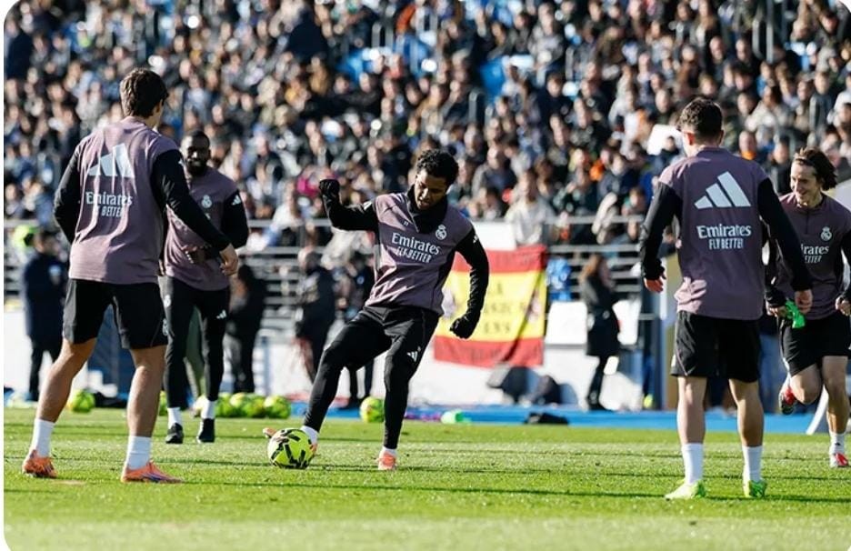 Torcida do Real Madrid lota treino aberto do time; veja imagens
