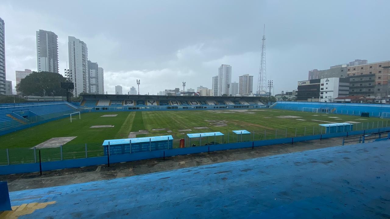 Presidente do Paysandu descarta “reforma completa” do gramado da Curuzu e garante estreia do Parazão no estádio