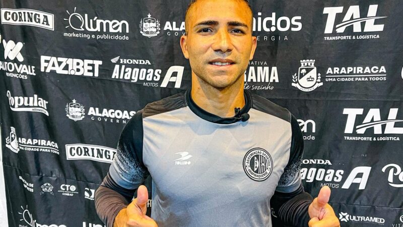 Goleiro do ASA, Cris comenta sobre a saída de Paulo Gianezzini: “Nos pegou de surpresa”