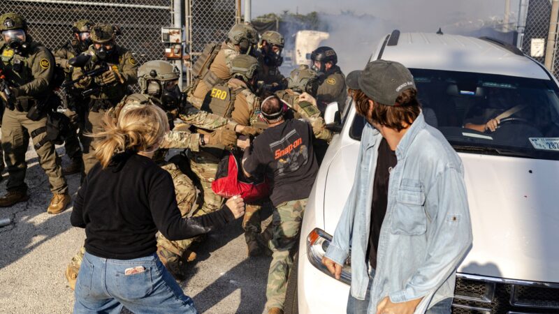 Combate de Trump à imigração derruba taxa de crescimento da população dos EUA