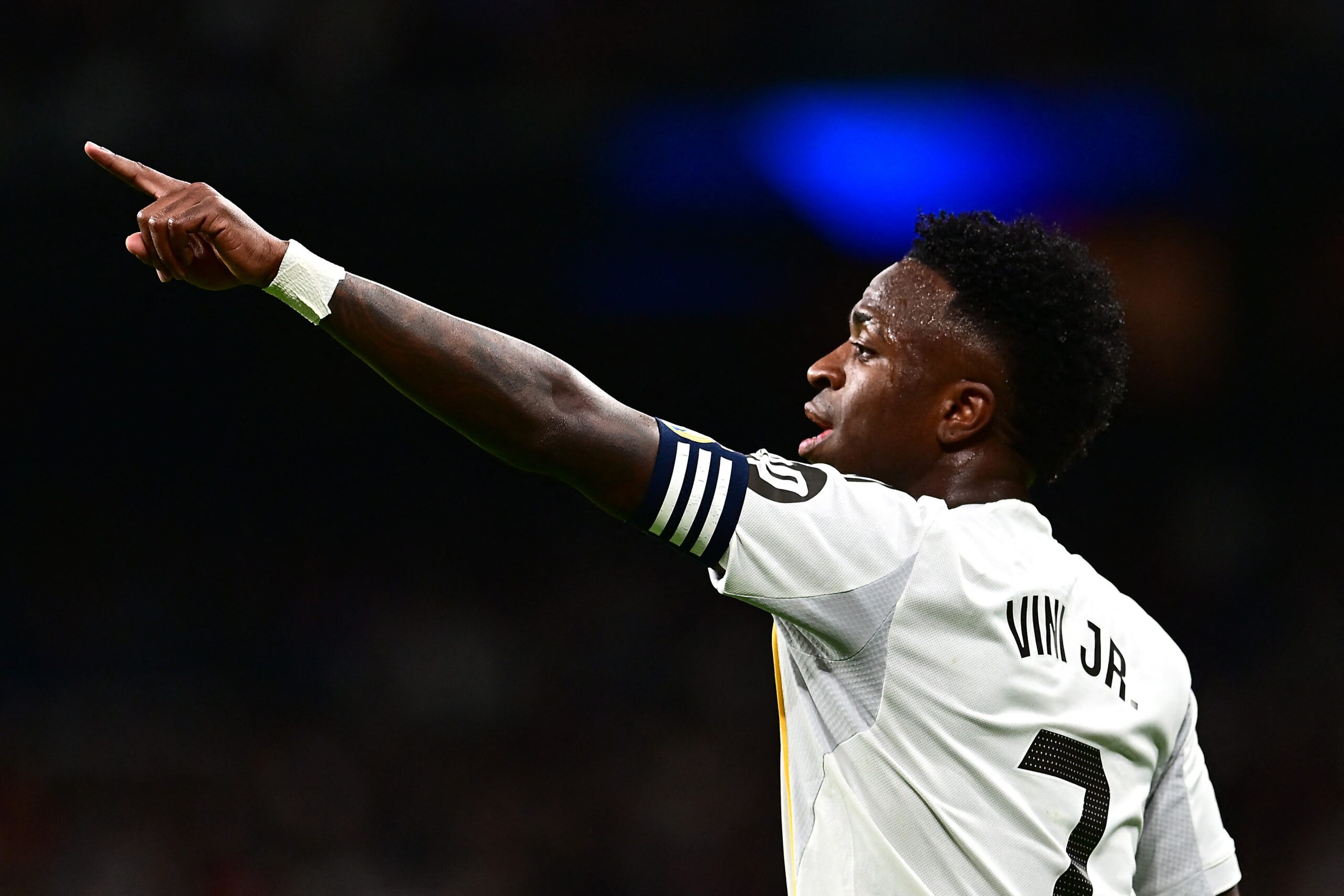 Estudo aponta clubes que mais revelaram jogadores para elite da Europa; Flamengo é o único brasileiro