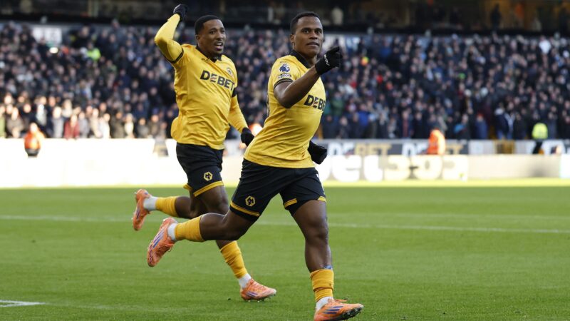 Almada, Arias e como o Palmeiras trabalha reforços pensando em ataque de maior peso para 2026