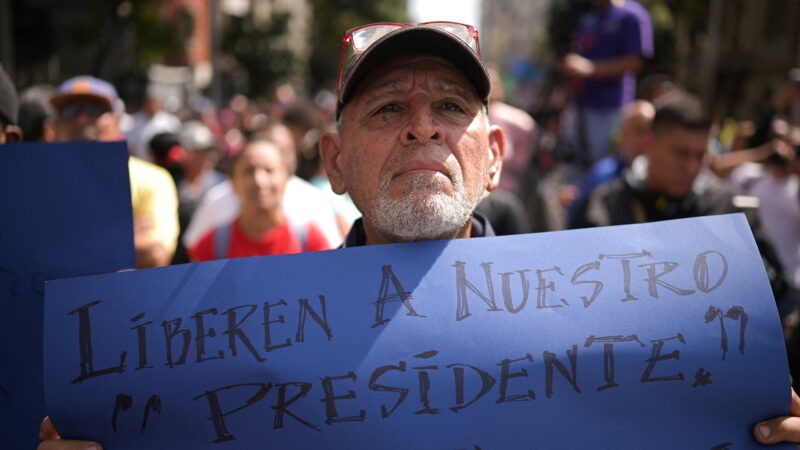 União Europeia pede ‘transição pacífica para a democracia’ na Venezuela