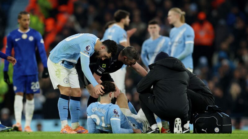 Zagueiro croata Gvardiol sofre fratura contra o Chelsea e deve desfalcar o City por quatro meses