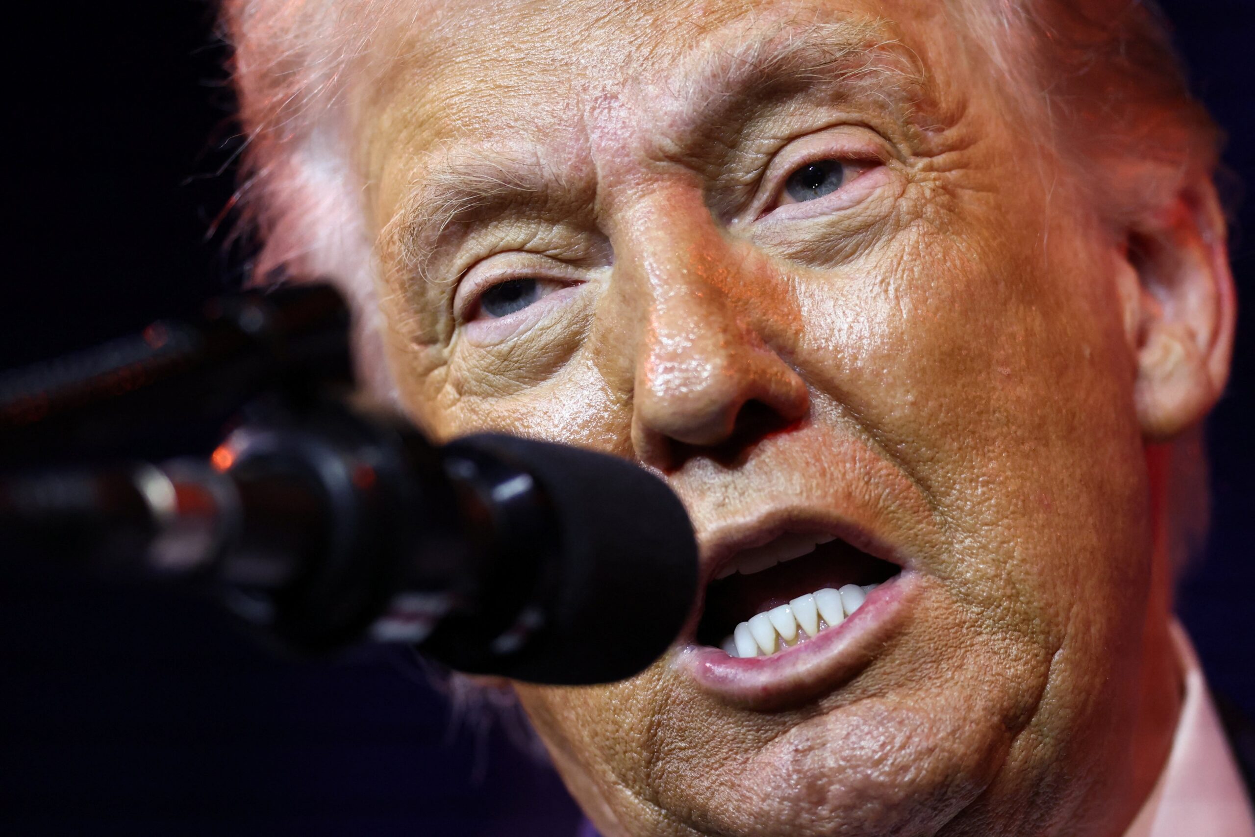 Trump diz que petróleo venezuelano será negociado pelos EUA: ‘China pode comprar quanto quiser’