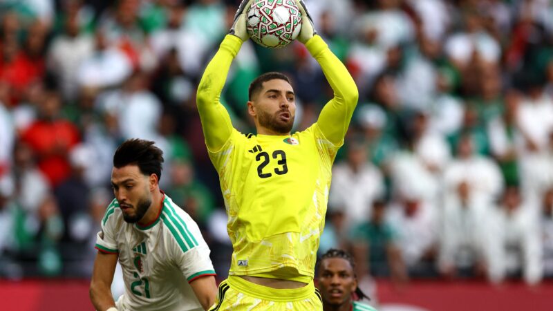 Goleiro da Argélia, filho de Zidane chega às quartas da Copa Africana sem sofrer gol