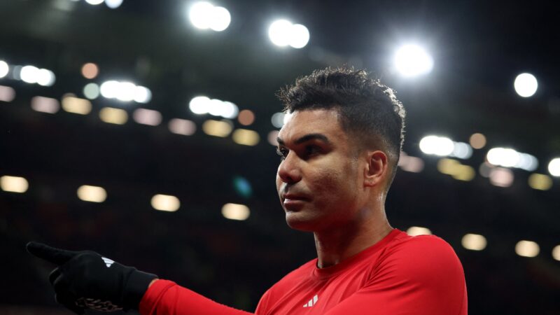 Técnico do Manchester United revela que saída de Casemiro já estava definida
