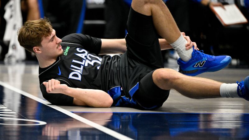 NBA: Cooper Flagg e Jalen Brunson têm lesões similares e desfalcam Mavs e Knicks; vídeos