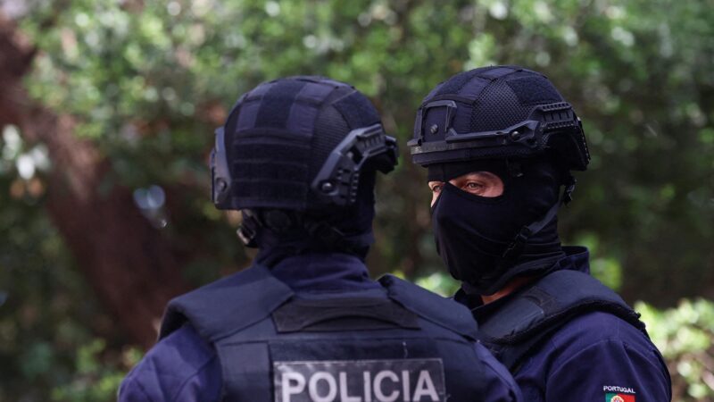 Policiais de Lisboa são acusados de torturar imigrantes e pessoas em situação de rua: ‘Bem-vindo a Portugal’