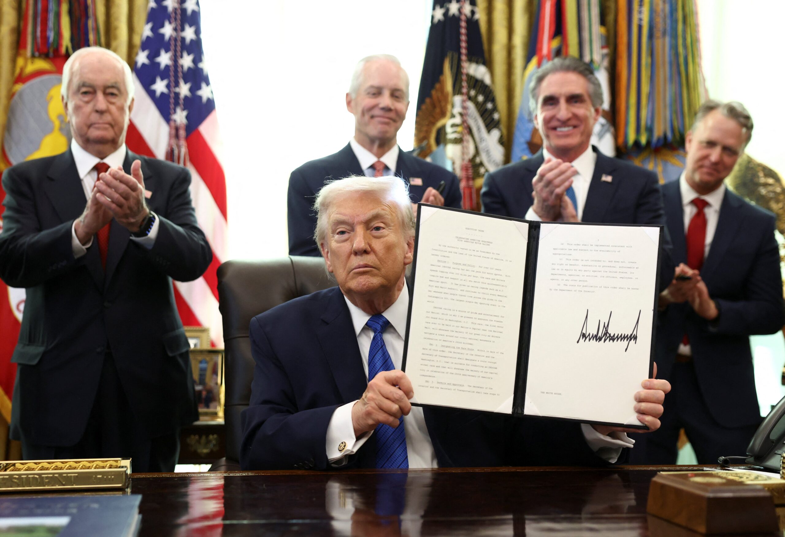 Trump diz que Irã ‘quer acordo’ e que fixou prazo para resposta, mas mantém mistério: ‘Só eles sabem’