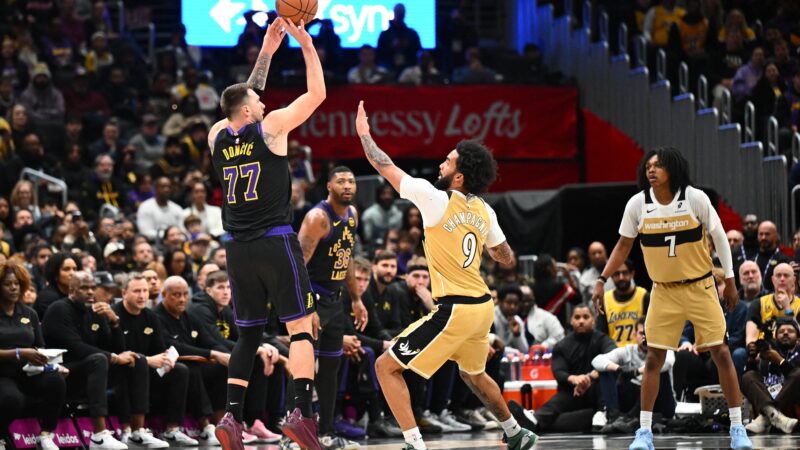 Luka Doncic consegue triplo-duplo em apenas 20 minutos e iguala próprio feito de dois anos atrás