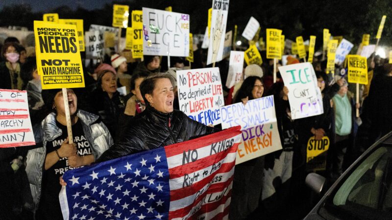Manifestantes tomam ruas de várias cidades dos EUA em novos protestos contra ICE e Trump