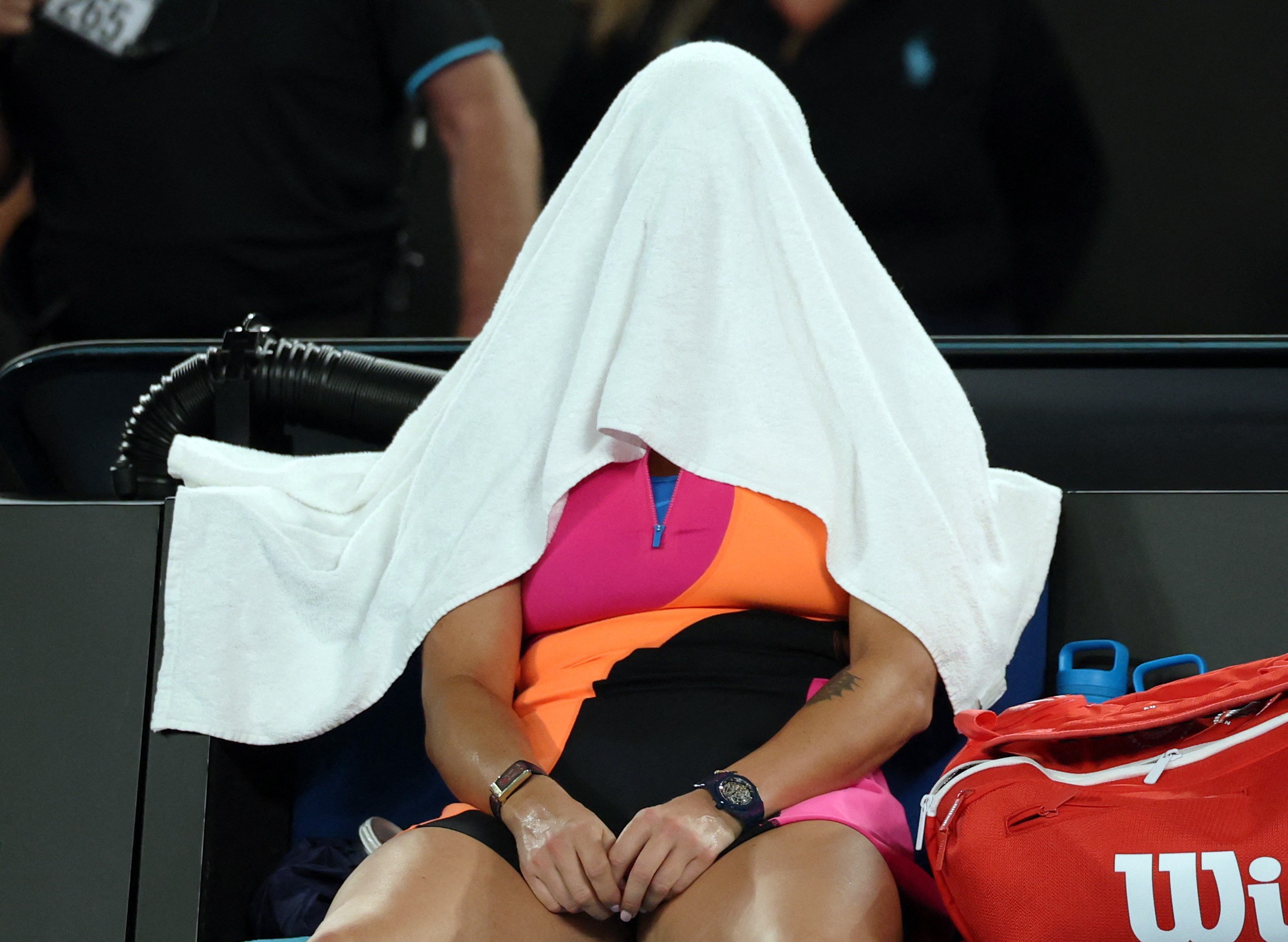 Sabalenka explica reação após derrota na final do Australian Open: “Fiquei muito chateada comigo”