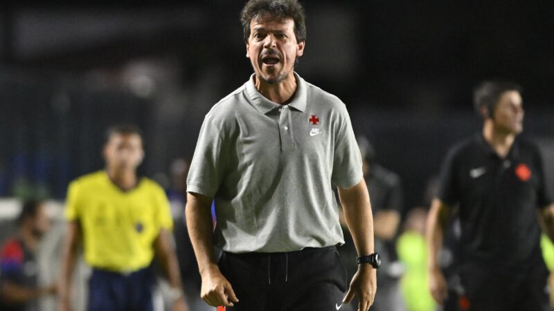 Diniz destaca boa atuação do Vasco no primeiro jogo do ano, apesar de “alguns vacilos”