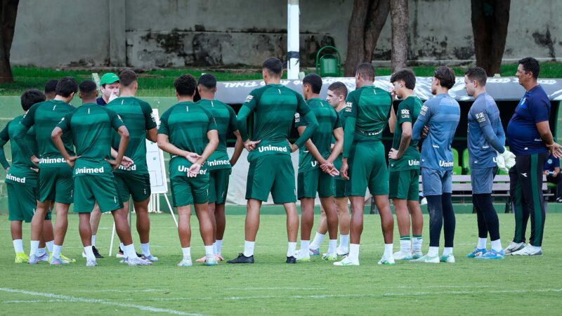 Goiás pode ter seis estreias contra o Goiatuba; veja a provável escalação