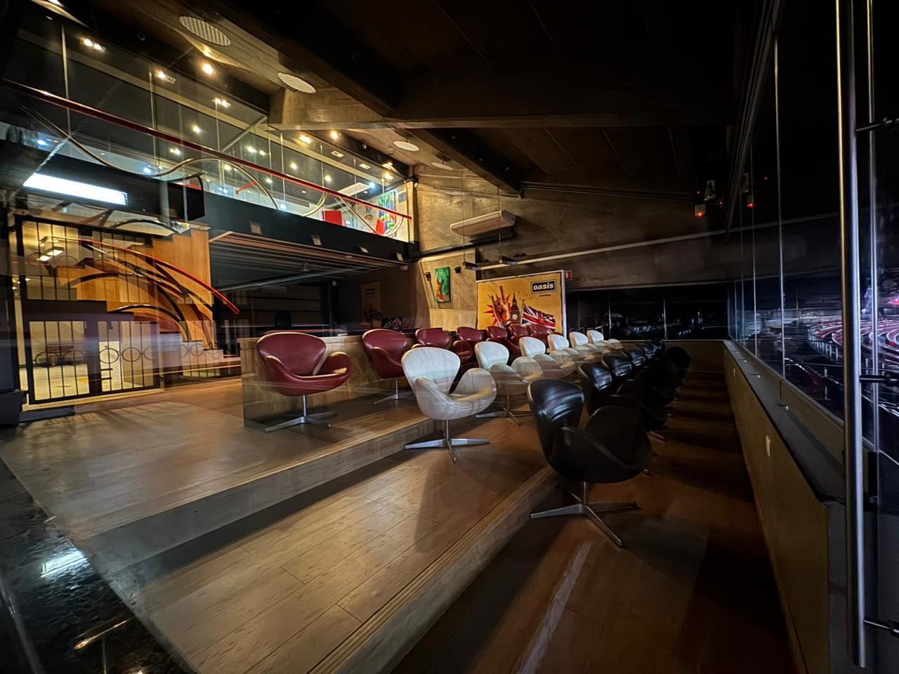 Polícia faz operação contra suspeitos de venda ilegal de camarotes no estádio do São Paulo