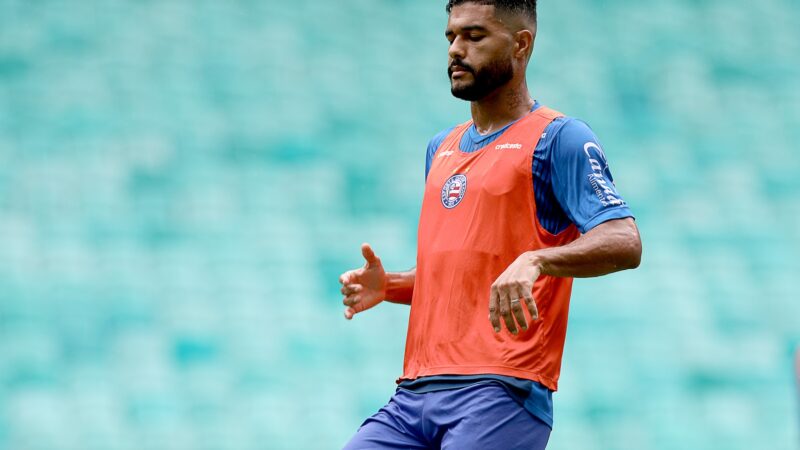 Goiás contrata lateral-esquerdo Djalma Silva, que estava no futebol turco