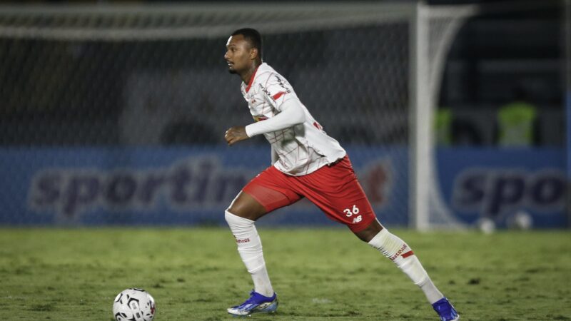 Vitória encaminha a contratação de Luan Cândido, do Bragantino